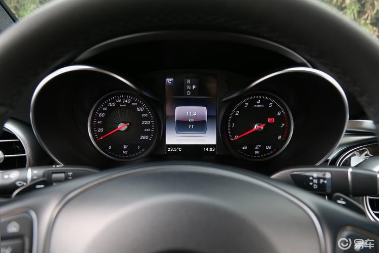 【奔驰glc2018款glc 260 4matic 动感版仪表盘汽车图片-汽车图片大全