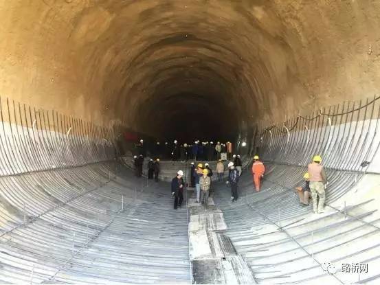 十,仰拱及填充施工