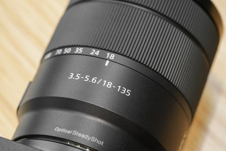 轻便走天涯 索尼a6300m套机评测