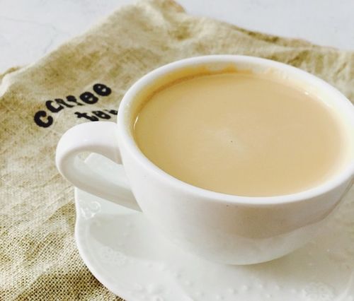 一颗蕃茄不爱蛋做的百利甜奶茶
