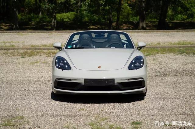 2021款保时捷boxster gts 4.0,一款两座敞篷车