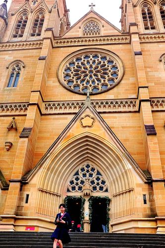 [转载]【澳大利亚】来悉尼千万不要错过圣玛丽大教堂