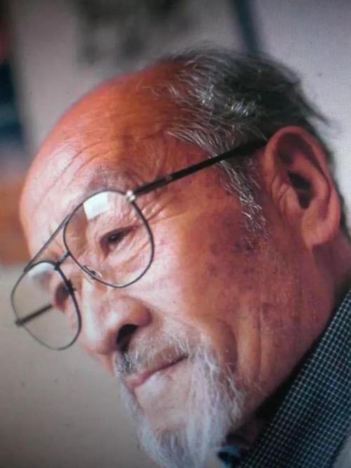 王洛宾的第2任妻子黄静,让王洛宾怀念一生,却没得到王洛宾的歌