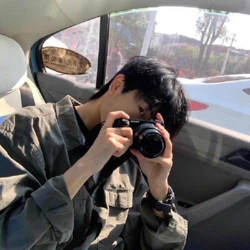 值得你长期不换的小众优质男头_网易订阅