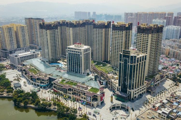 南湖荟第壹城生活便捷一体商区