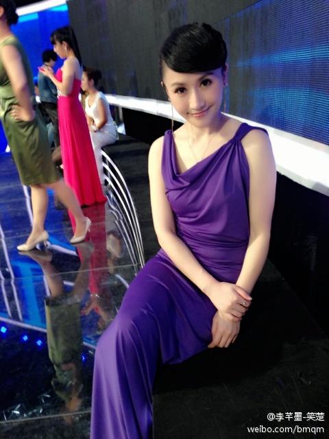 李芊墨女士,于2012年5月首次登上中国最著名的电视相亲节目《非诚勿扰