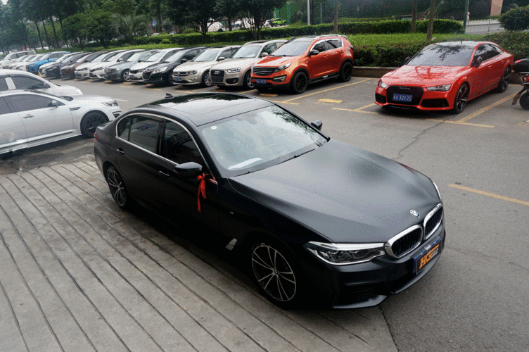 宝马5系改装黑武士汽车贴膜电光金属黑磨砂黑长沙汇格车研汽车改装