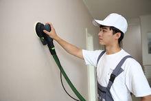 墙面打磨和测量