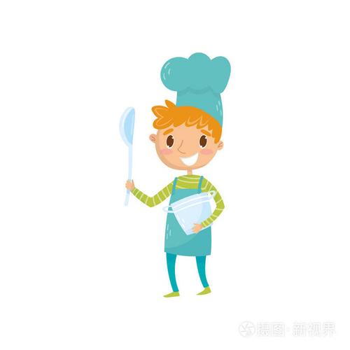 少年男孩在围裙和厨师帽子, 拿着钢包和平底锅.