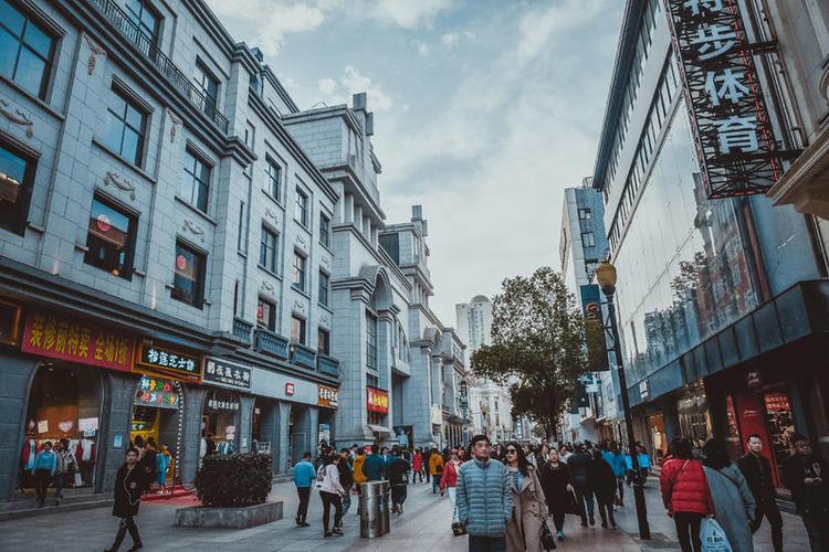 慢游街头巷尾,探寻老汉口的旧时光_武汉大学游记_途牛