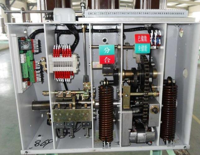 真空断路器工作原理