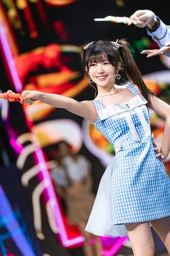 听说很好吃 赖美云定妆照 双马尾甜妹!(工作室更新已