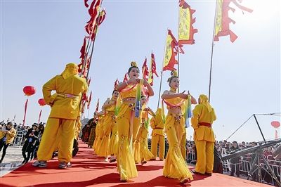 田横祭海节火 文旅融合戏热