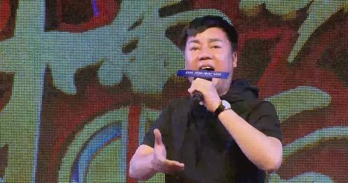 《梨园春》明星擂主谢宪笙现场做精彩表演