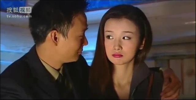 《重案六组》光看案件了!原来还有被我们忽视的三对感情线