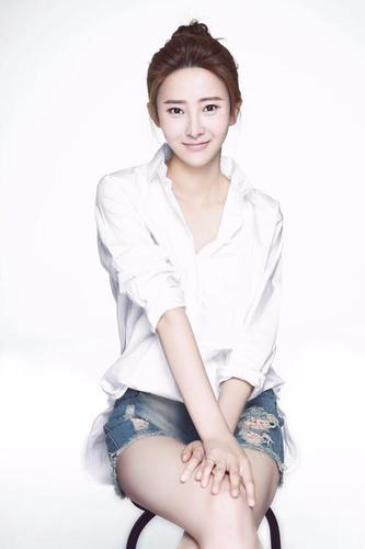 胡丹丹清秀温婉,本色出演"聂云竹"