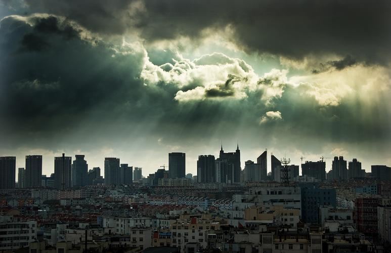 一等奖  作品名:多云转阴