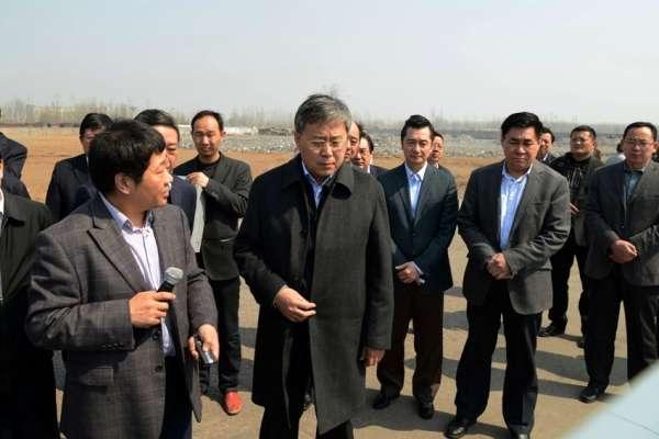 山东省委副书记,省长郭树清赴济宁视察调研枣庄至鱼台高速公路跨微山