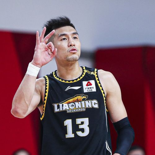 郭艾伦迎里程碑!职业生涯总得分超越张楠升至cba历史第21位