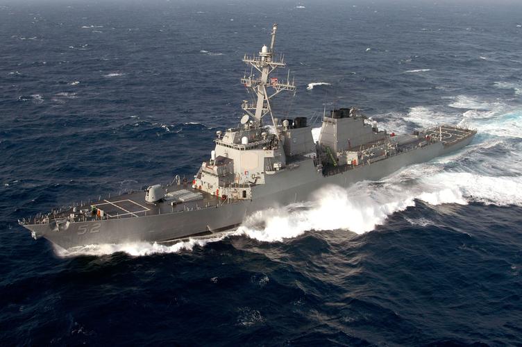 科幻战舰首舰交付美海军!美国人:若与055一对一死斗,055占优势