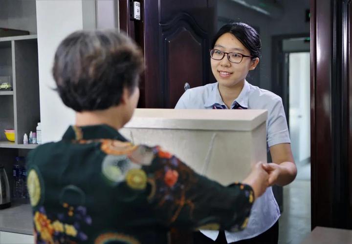 华中物业:有守护的家,才是最美的家