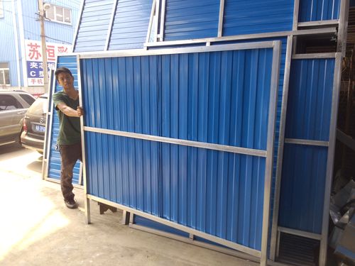 简易,铁皮,活动式,彩钢,彩钢瓦,规格尺寸:挡板为:高1800mm,宽2000mm竖