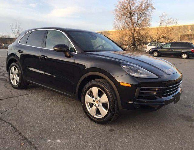 保时捷卡宴全新车型全系列介绍流体雕塑