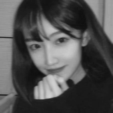 女生头灰色头像,是我撞上你的难过