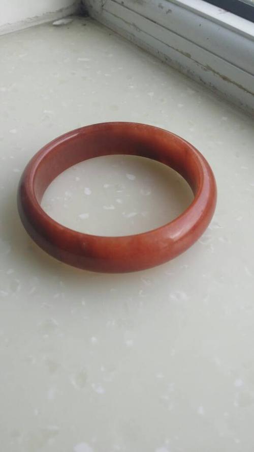 杜热红手镯,求专业人士估价