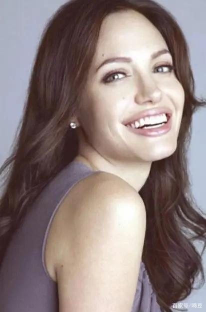 娱乐圈的"大嘴"美女,第一名绝对笑傲群芳