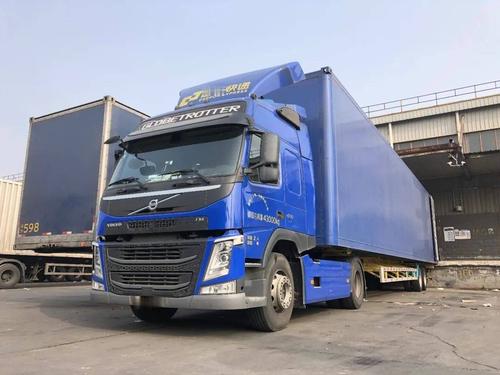 55万买沃尔沃fm4x2牵引车月行驶25万公里平均油耗23l一年能多赚几万值