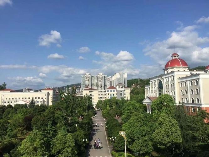 石柱中学高一年级开学须知