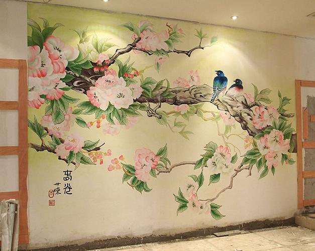 客厅电视手绘墙海棠花鸟国画工笔 - 南京兄弟墙绘公司