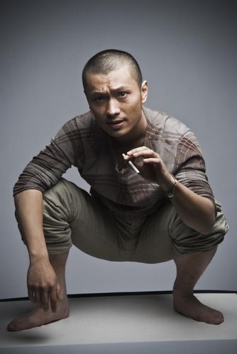 尚流榜艺人见组照之——王一剑