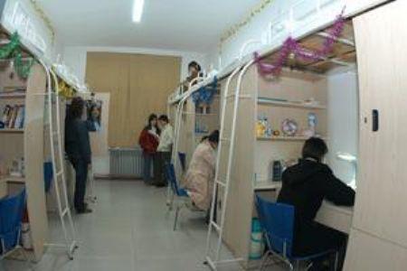 济南大学泉城学院食堂宿舍条件怎么样—宿舍图片