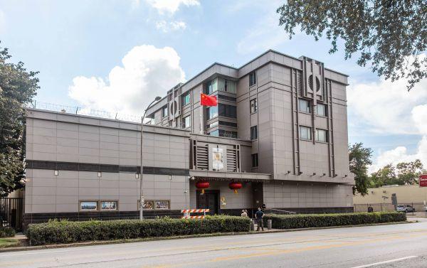 这是7月23日拍摄的中国驻美国休斯敦总领馆外景.(新华社)