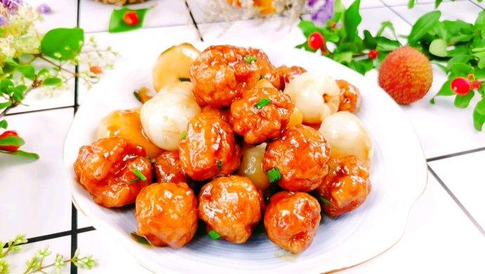 荔枝肉是福建传统名菜,味道酸甜可口,独具闽菜