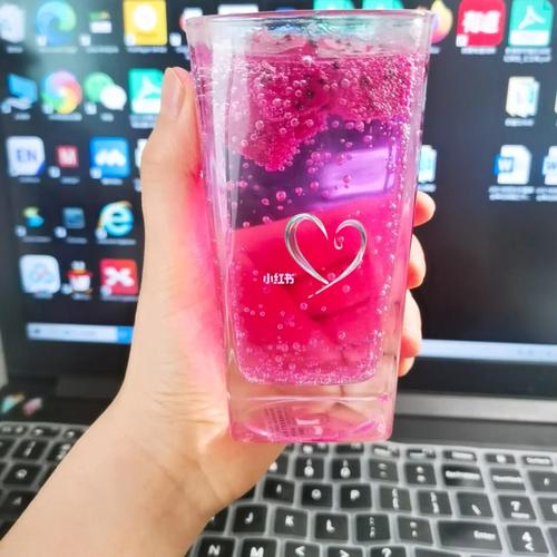 火龙果Ⅰ气泡水_火龙果_气泡水_水果茶_果茶_美食_美食展示_普通美食