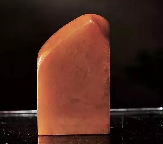 田黄的特征几人能懂,揭秘你不为人知的秘密,网友:田黄