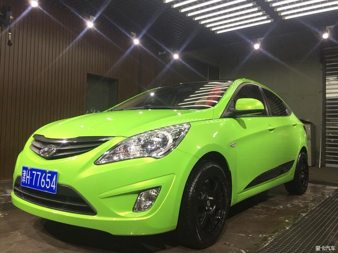 瑞纳借人被撞,维修顺便改色