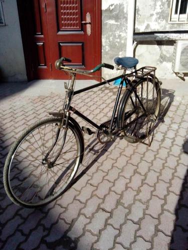 转让天津自行车二厂经典28红旗加重自行车