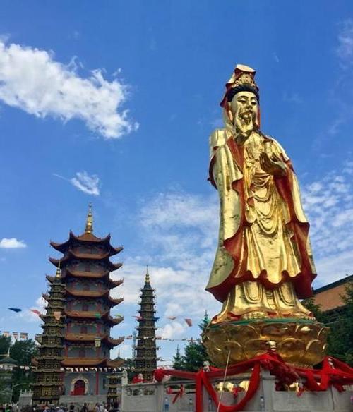 黑龙江重点寺院之哈尔滨观音寺,四季香客不断