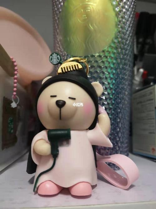 星巴克新春公仔小熊_公仔_星巴克怎么样_兴趣爱好_玩具