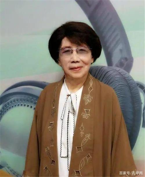 与新中国同龄的人一定对葛兰和夏青的名字不陌生,他们是共和国的一对"