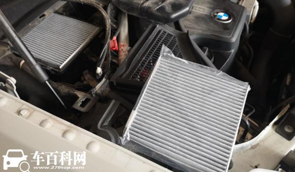 汽车的空调滤芯作用是非常大的,在汽车空调运行的时候会向外界吸入