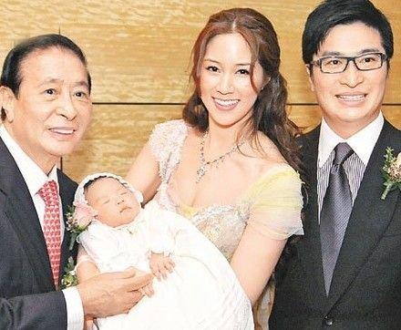 徐子淇李家诚晒幼子合影 温馨贺节尽显幸福