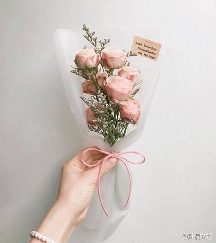 好物热荐# 送自己一束裸粉色的鲜花