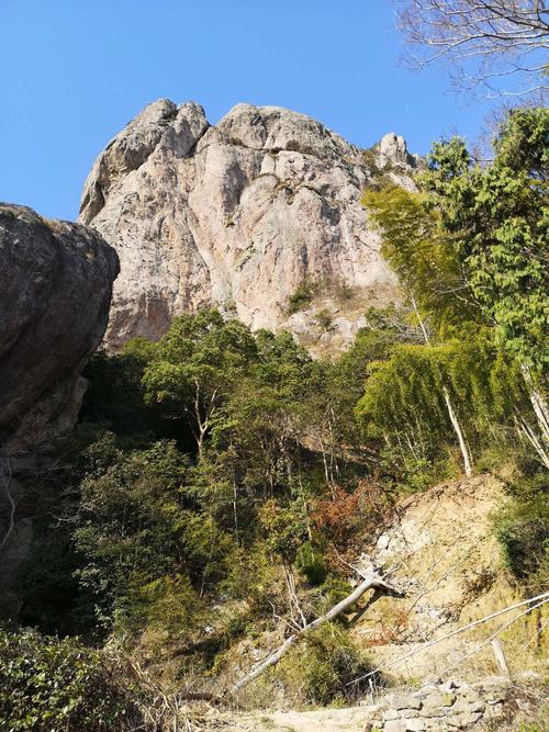 九龙洞,白岩山连穿