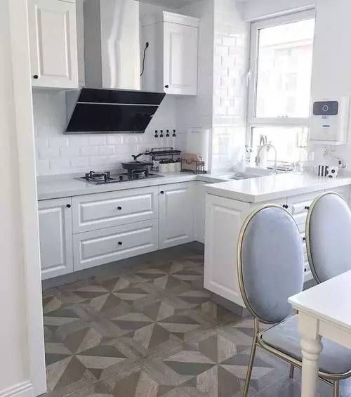 装修知识丨新房装修厨房瓷砖要怎么贴