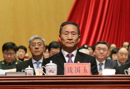 河南省政协副主席钱国玉出席河南省政协十二届三次会议 摄影 王四典